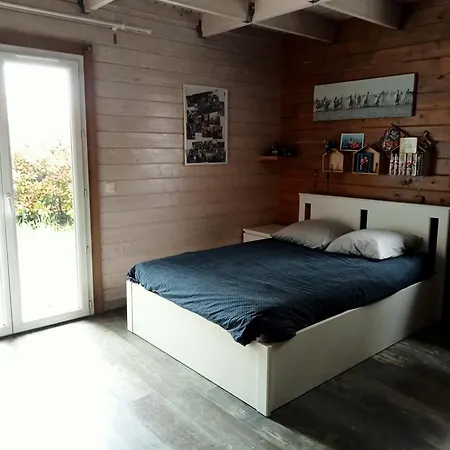Alloggio in famiglia Parentale Dans Maison En Bois Calme - Frigo, Vue Jardin *